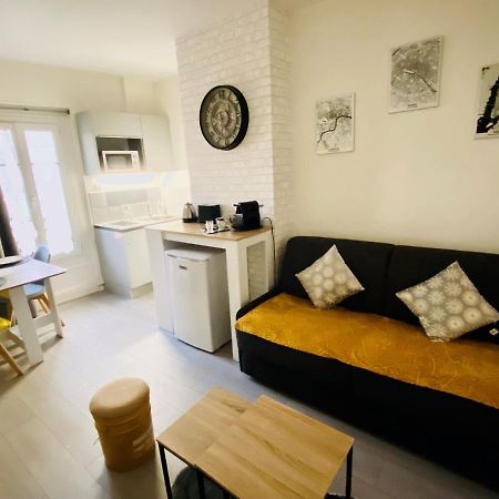 Enghien-Les-Bains: Studio Au Coeur Du Centre Ville. 외부 사진