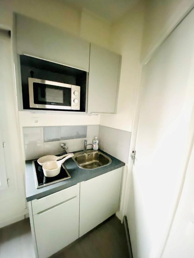 Enghien-Les-Bains: Studio Au Coeur Du Centre Ville. 외부 사진